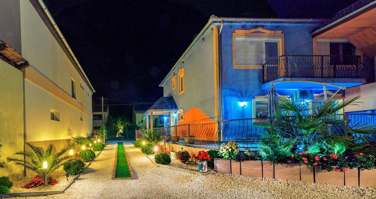 Vintiamo Apartmanok Egerszalók Exterior foto